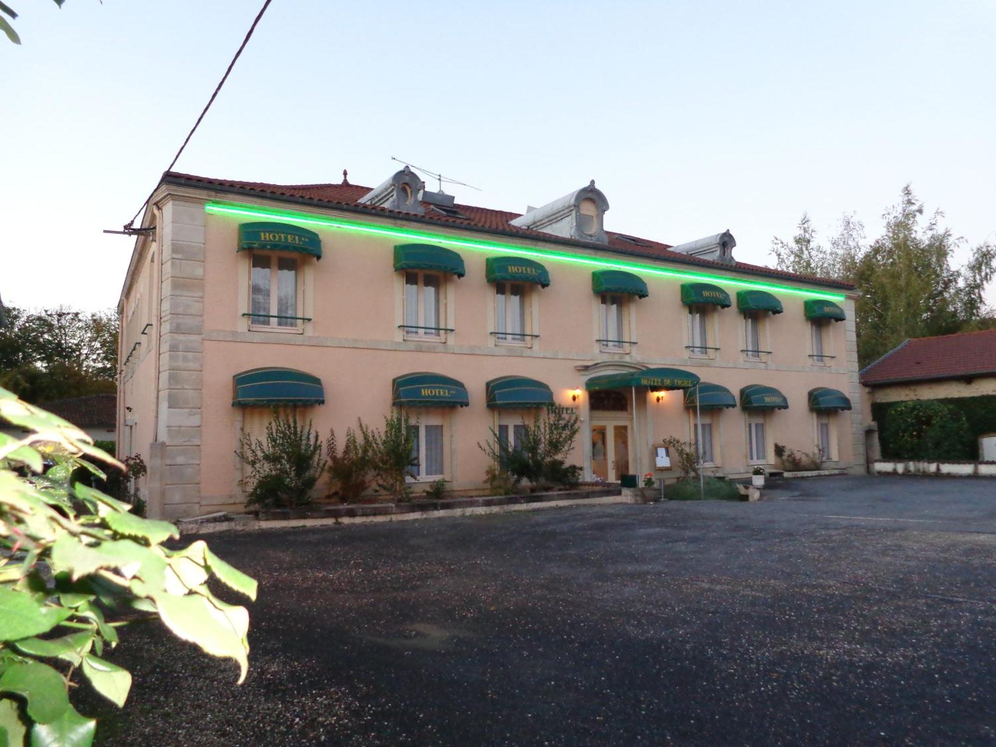 Cit'Hotel du Tigre Verdun-sur-Meuse Buitenkant foto
