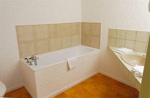 Cit'Hotel du Tigre Verdun-sur-Meuse Buitenkant foto